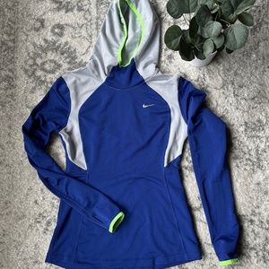 Nike Dri-Fit Hooded Long-Sleeve S
